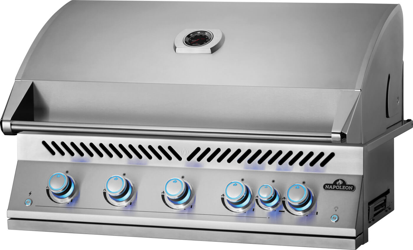 Napoleon Built-In 700 Series 38-inch Gas Grill with Rear Infrared Burner (NG/LPG)