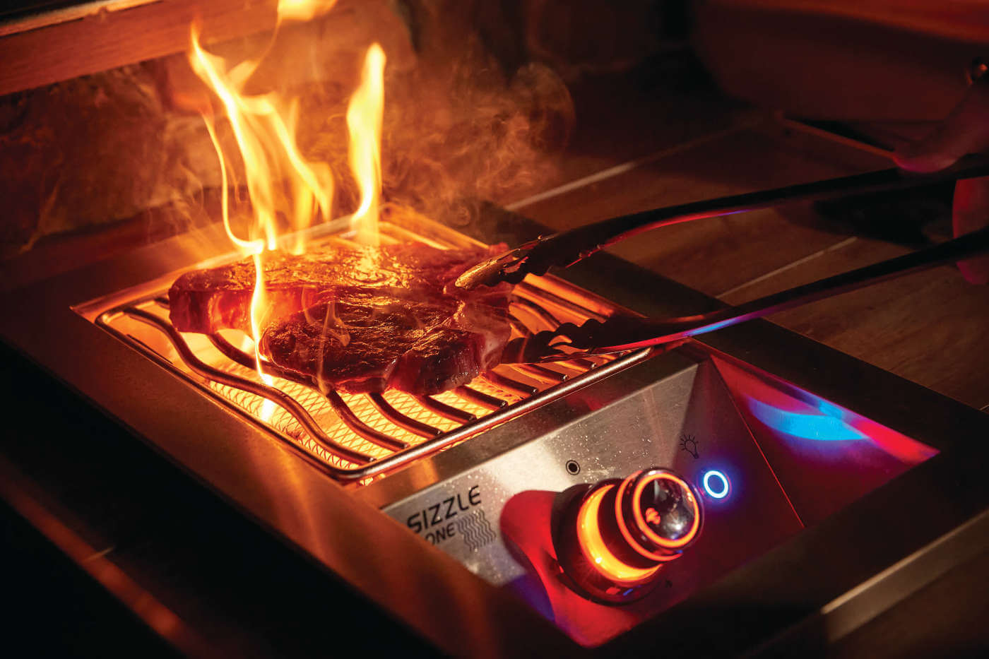 Napoleon Built-In 700 Series 32-inch Gas Grill with Rear Infrared Burner (NG/LPG)